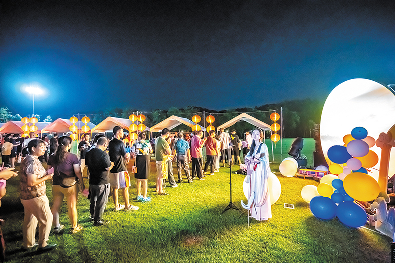 DSC_2027.jpg DSC_2027.jpg