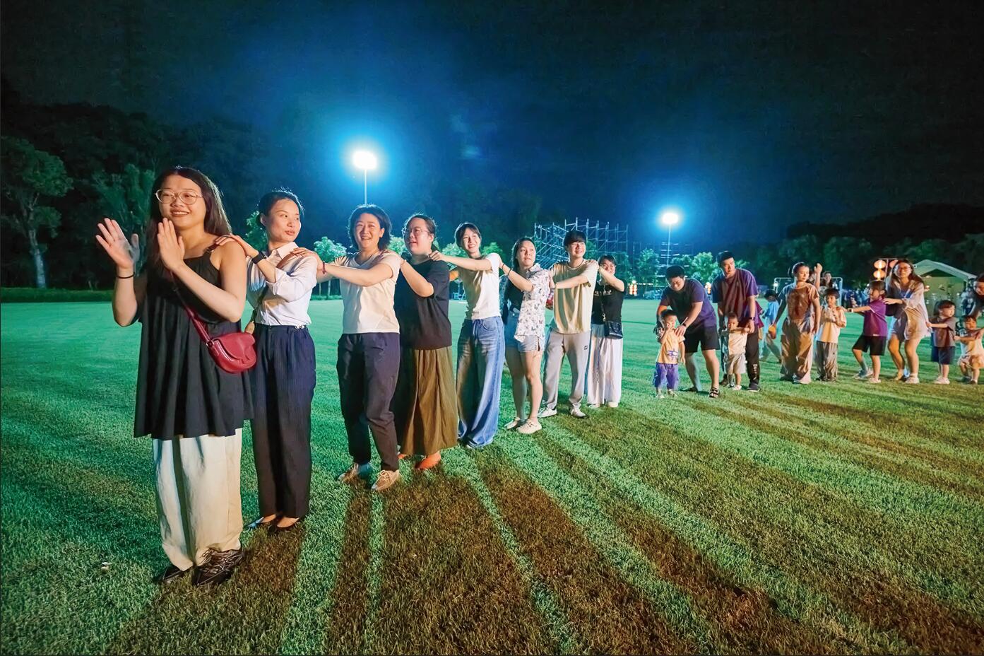 中秋晚會7.jpg 中秋晚會7.jpg